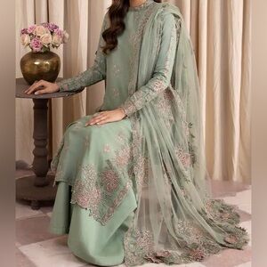 Pakistani dress (L) Embroidered Sage Green iznik brand